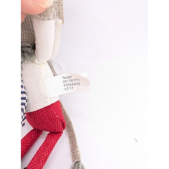 2017 Target Fable Binned Lion And Squirrel Ornaments Plush Set Of 2 Around 7" - Picture 10 of 12